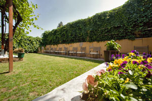 清新的夏日花园，在一天紧凑的活动后为您带来身心的放松 hotel bergamo